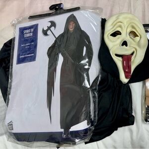 Scream Mask Ghostface Tongue Out // Black Robe // Halloween Costume
